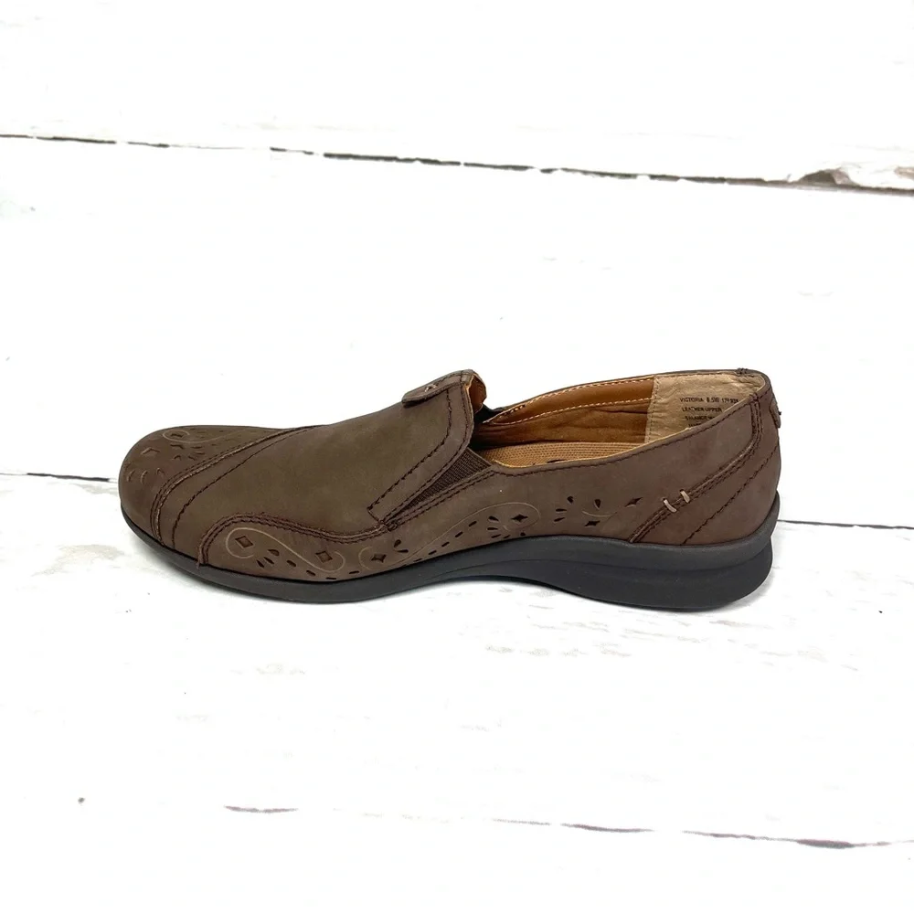 OTBT Victoria Loafers‎ Women’s Size 8.5W Brown Leather Laser Cut